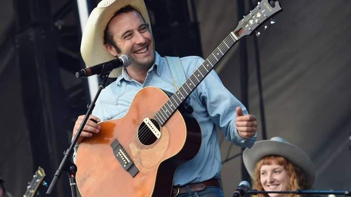 Country singer Luke Bell found dead at age 32